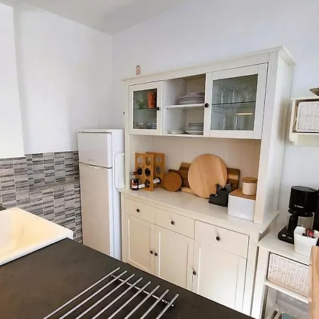Holiday home Zora: Family Retreat Near Kamenjak Nature Park Premantura