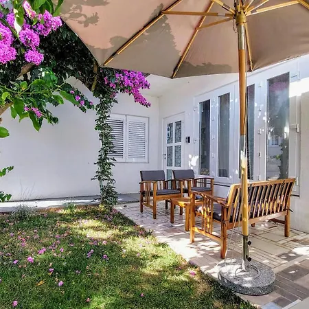 度假居 Zora - Family Near Protected Area Of The Nature Park Kamenjak, With Yard, Wifi, Air-con 普莱曼图拉